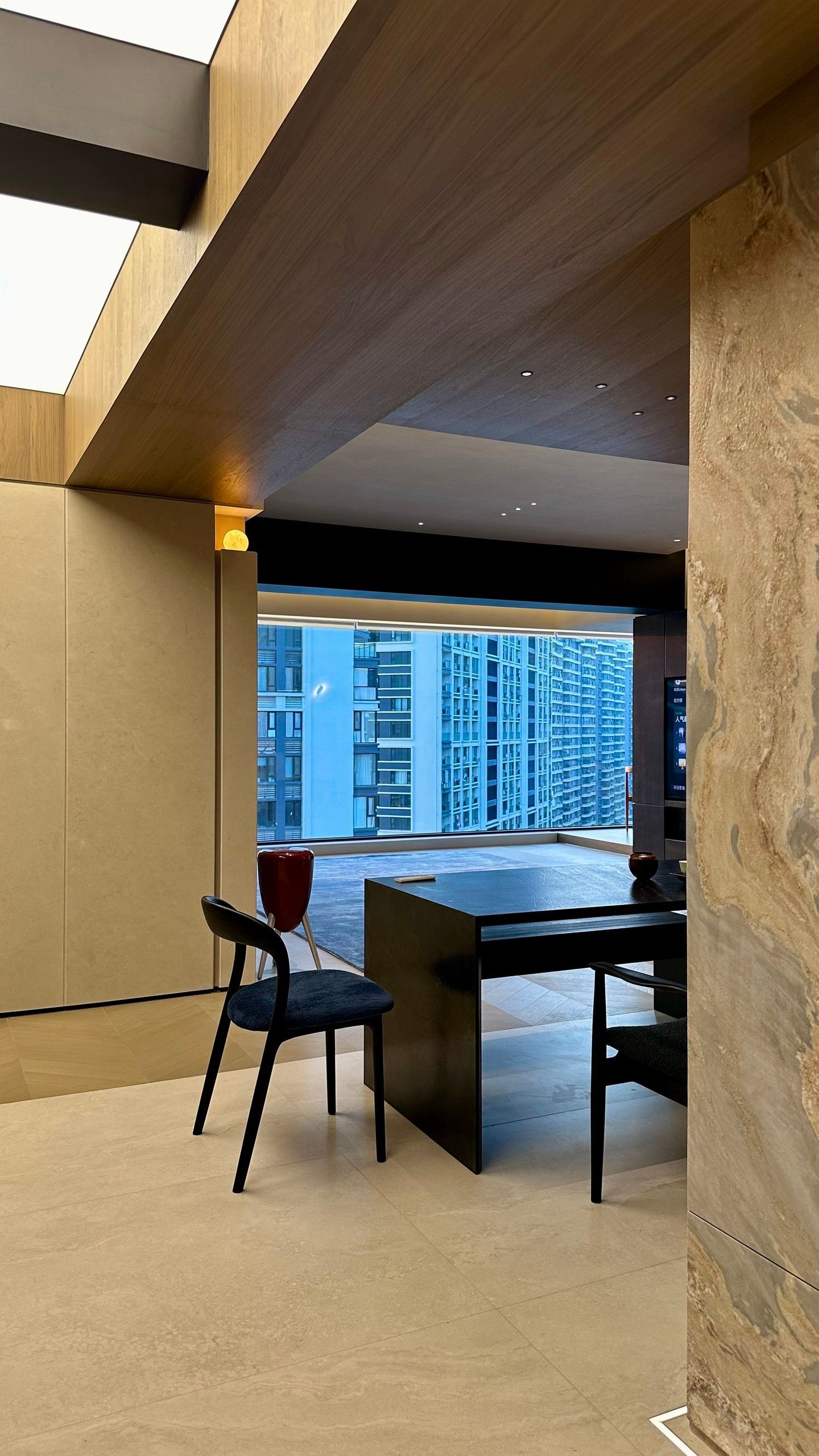 Urban Harmony: 120㎡ Modern Refined Apartment - 8