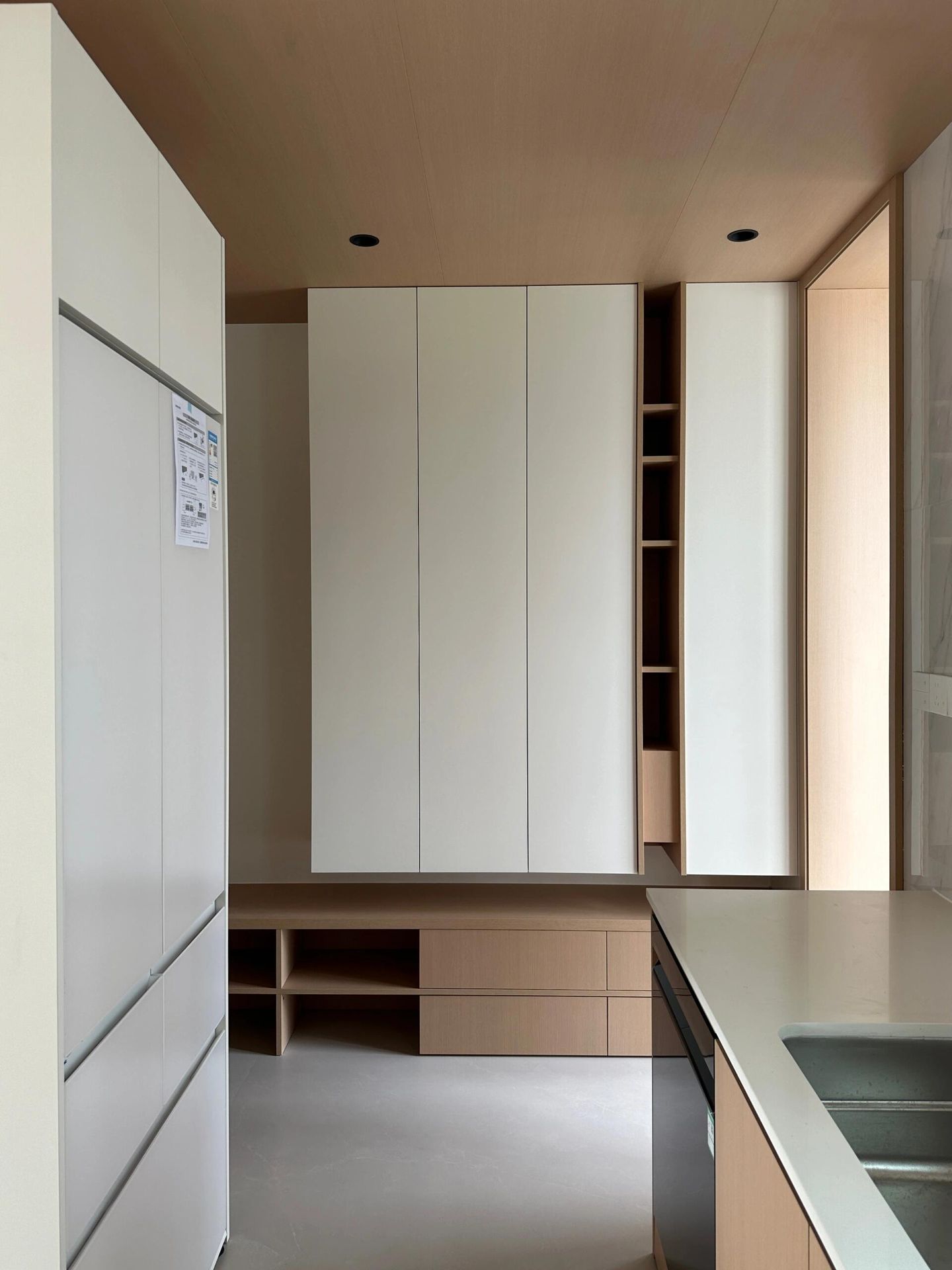 Shenzhen Linear: 140㎡ Minimalist Urban Sanctuary - 9