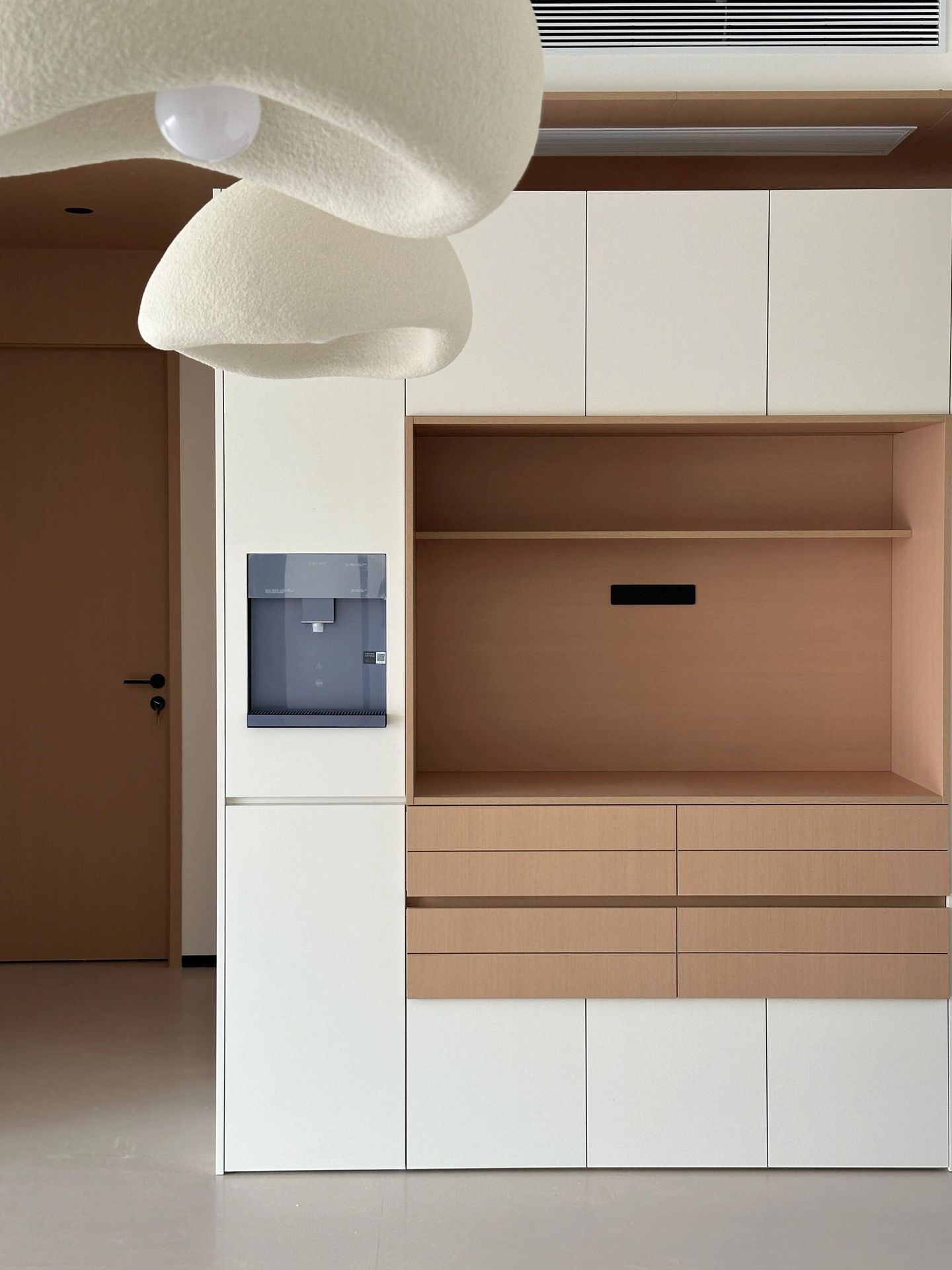 Shenzhen Linear: 140㎡ Minimalist Urban Sanctuary - 5
