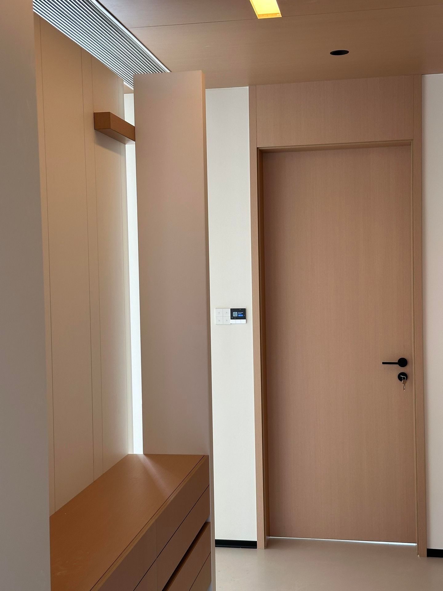 Shenzhen Linear: 140㎡ Minimalist Urban Sanctuary - 6
