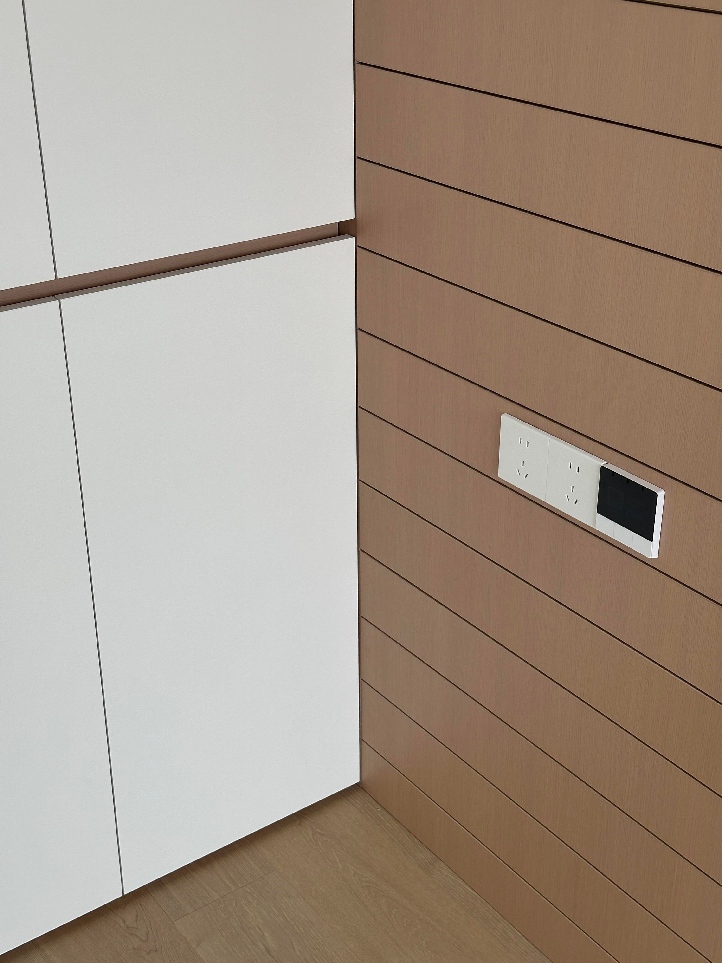 Shenzhen Linear: 140㎡ Minimalist Urban Sanctuary - 3