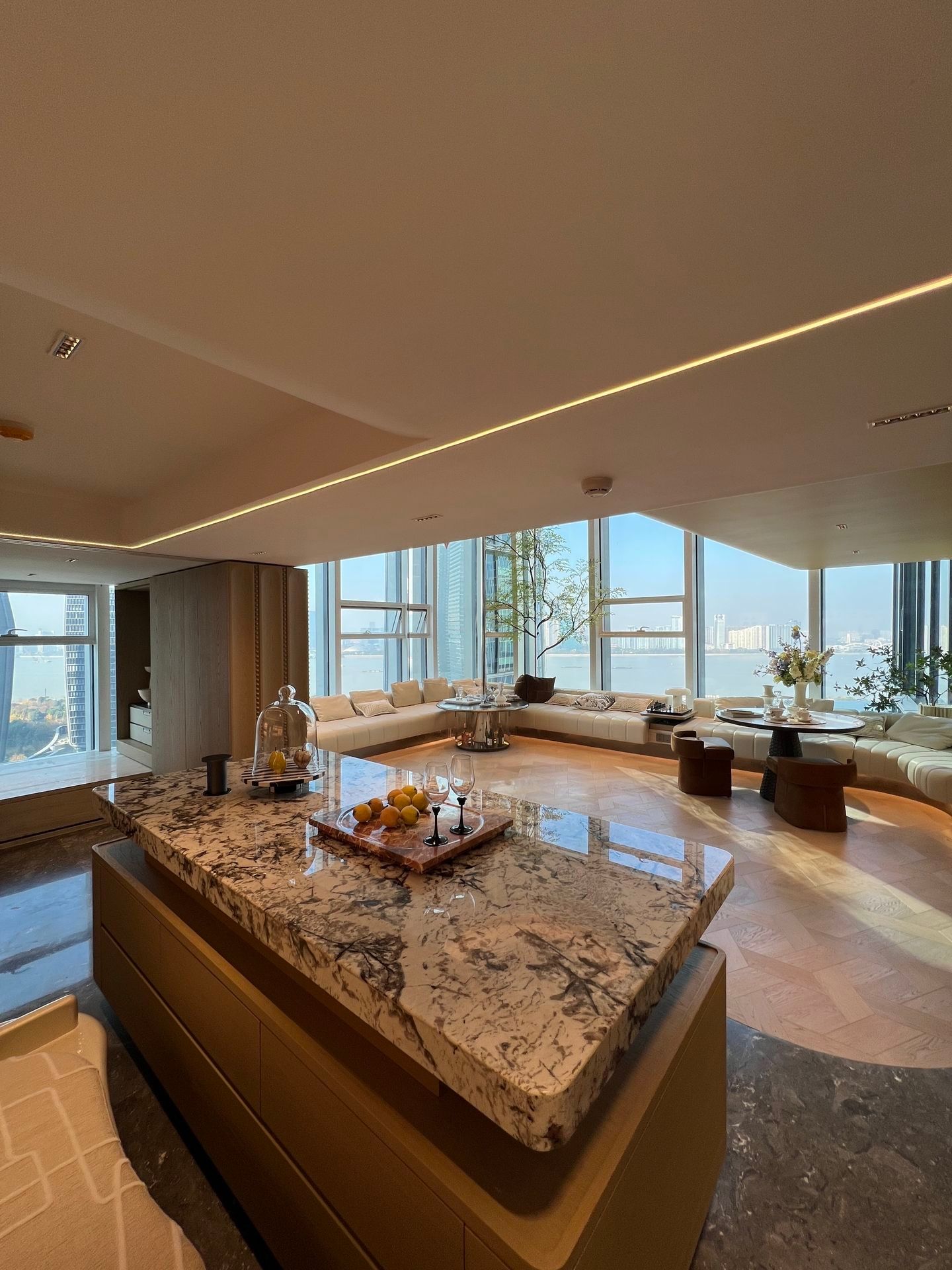 Riverfront Elegance: 200㎡ Italian Grand Apartment in Hangzhou - 7