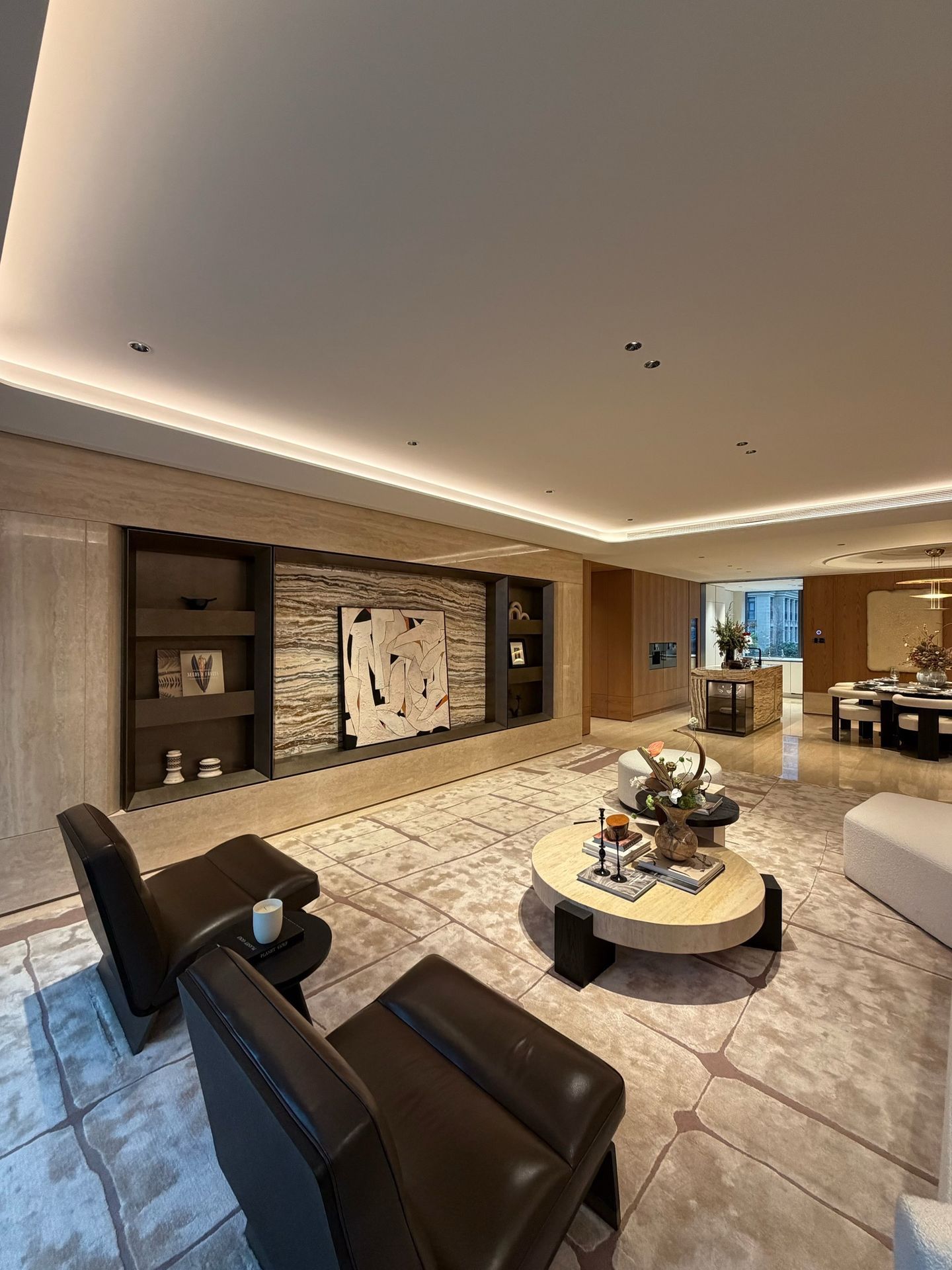 Timber Grandeur: 240㎡ Organic Modernist Residence - 9