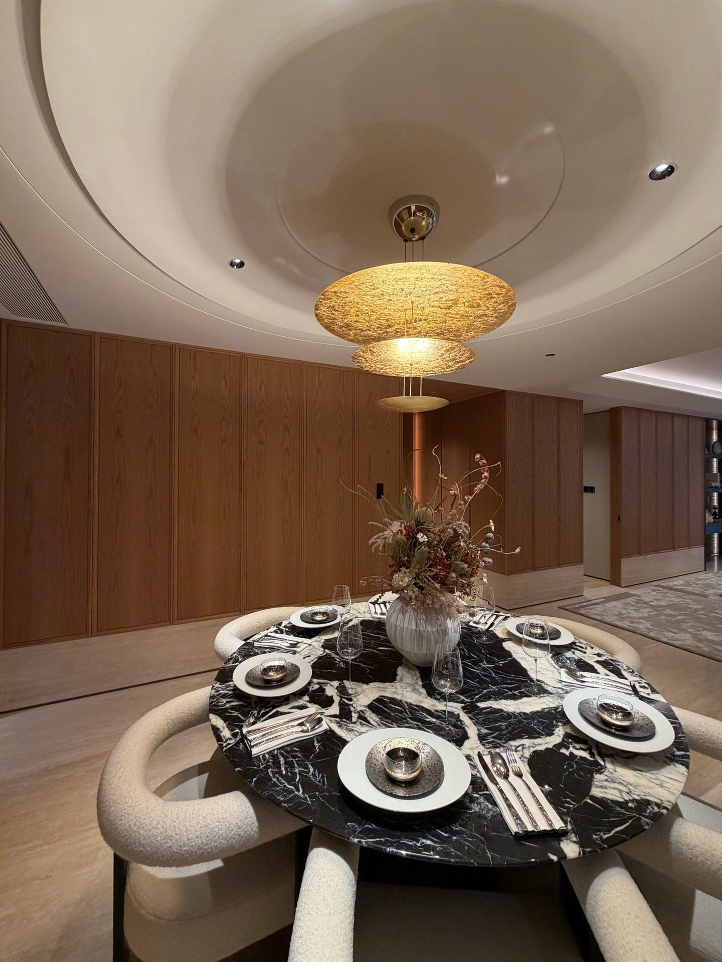 Timber Grandeur: 240㎡ Organic Modernist Residence - 2