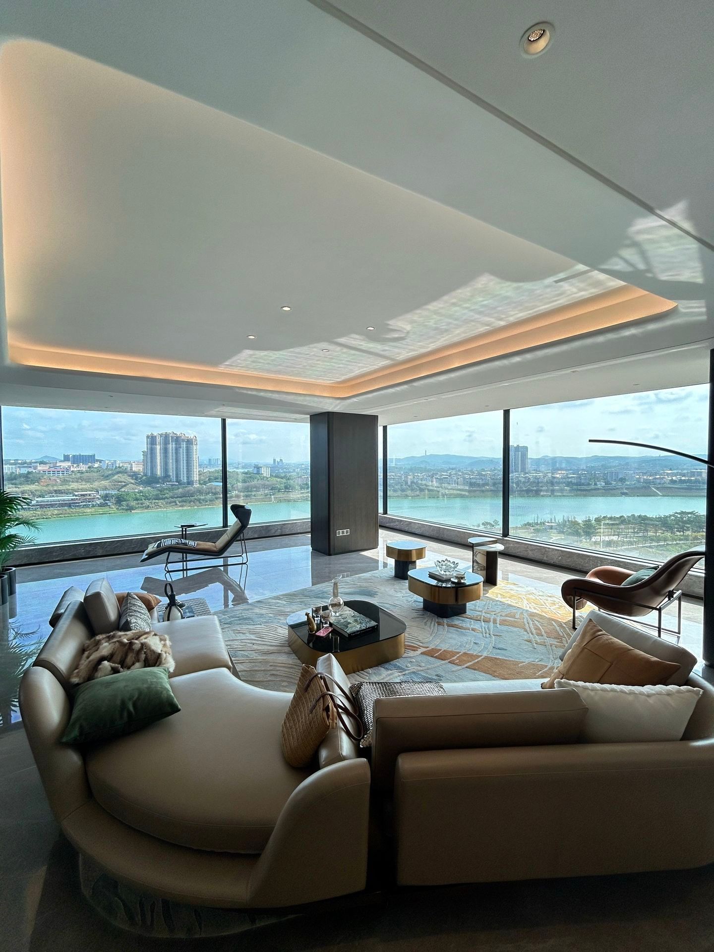 Nanning Grandeur: 288㎡ Modern Luxury Open-Plan Residence - 11