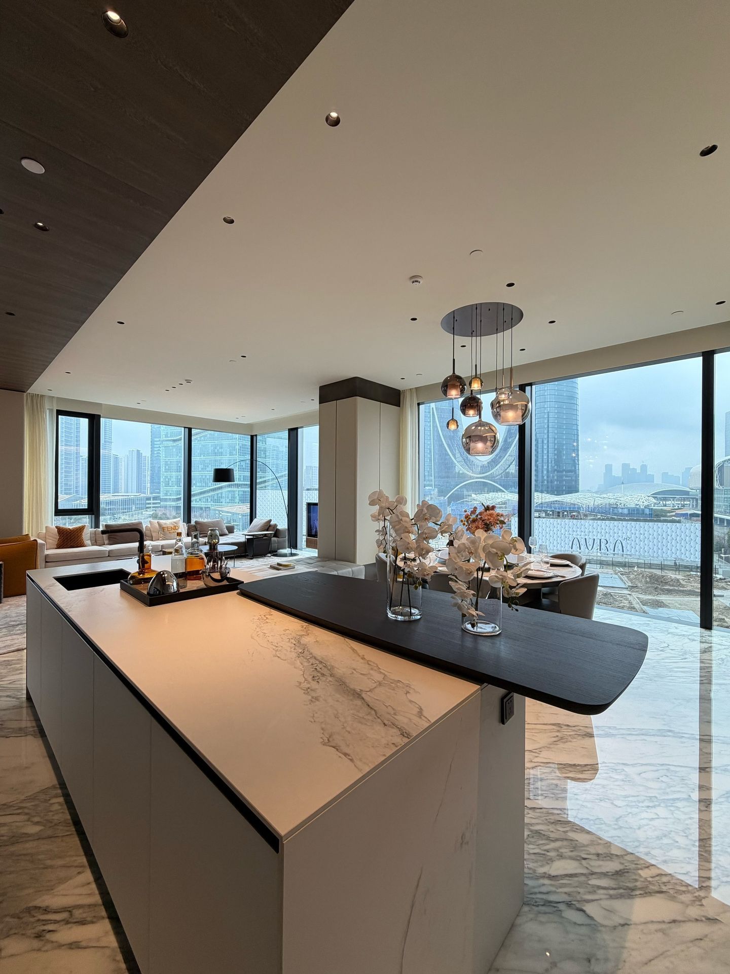 Urban Serenity: 370㎡ Minimalist Luxury Grand Apartment - 12