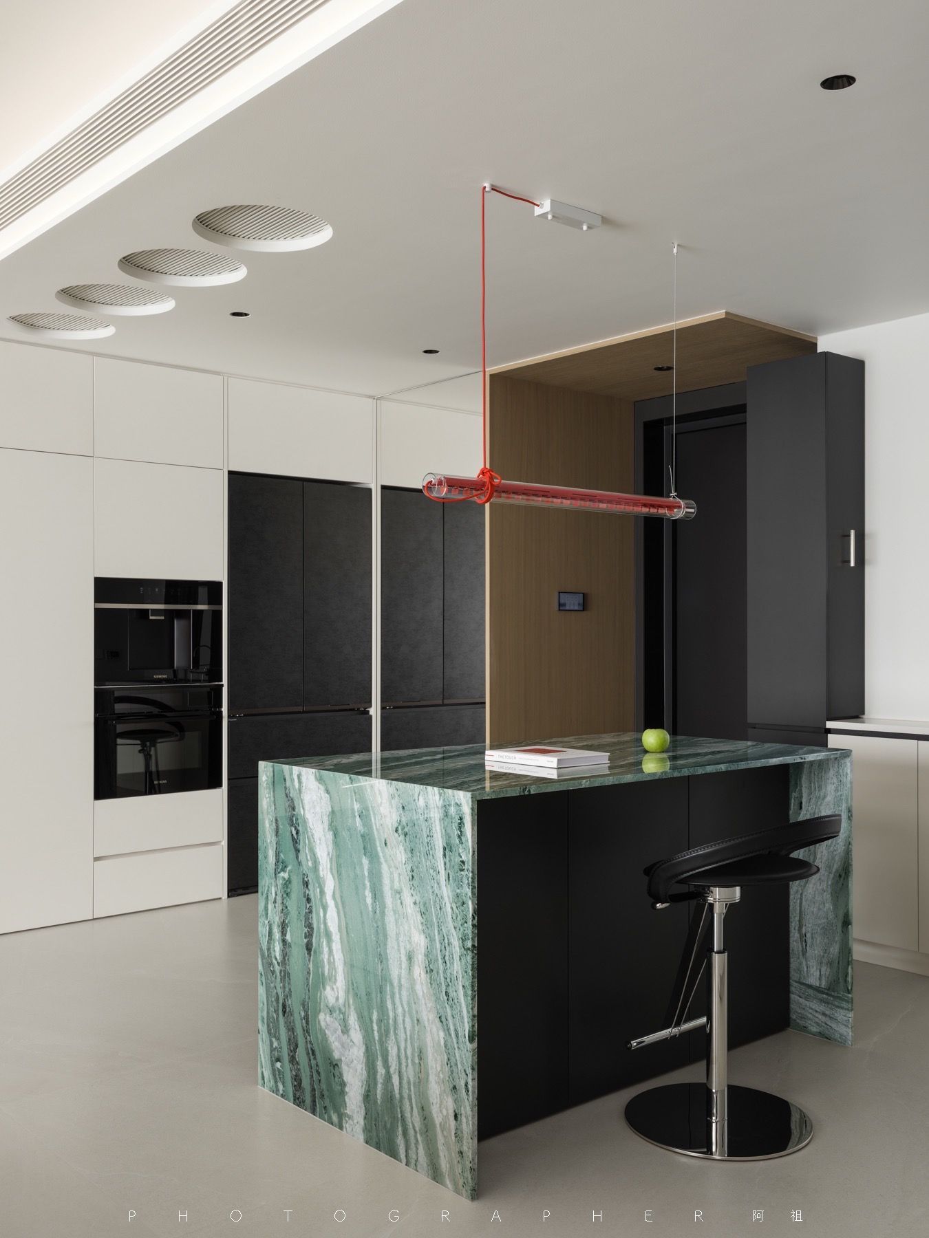 Pure Horizon: 250㎡ Contemporary Minimalist Flat - 13