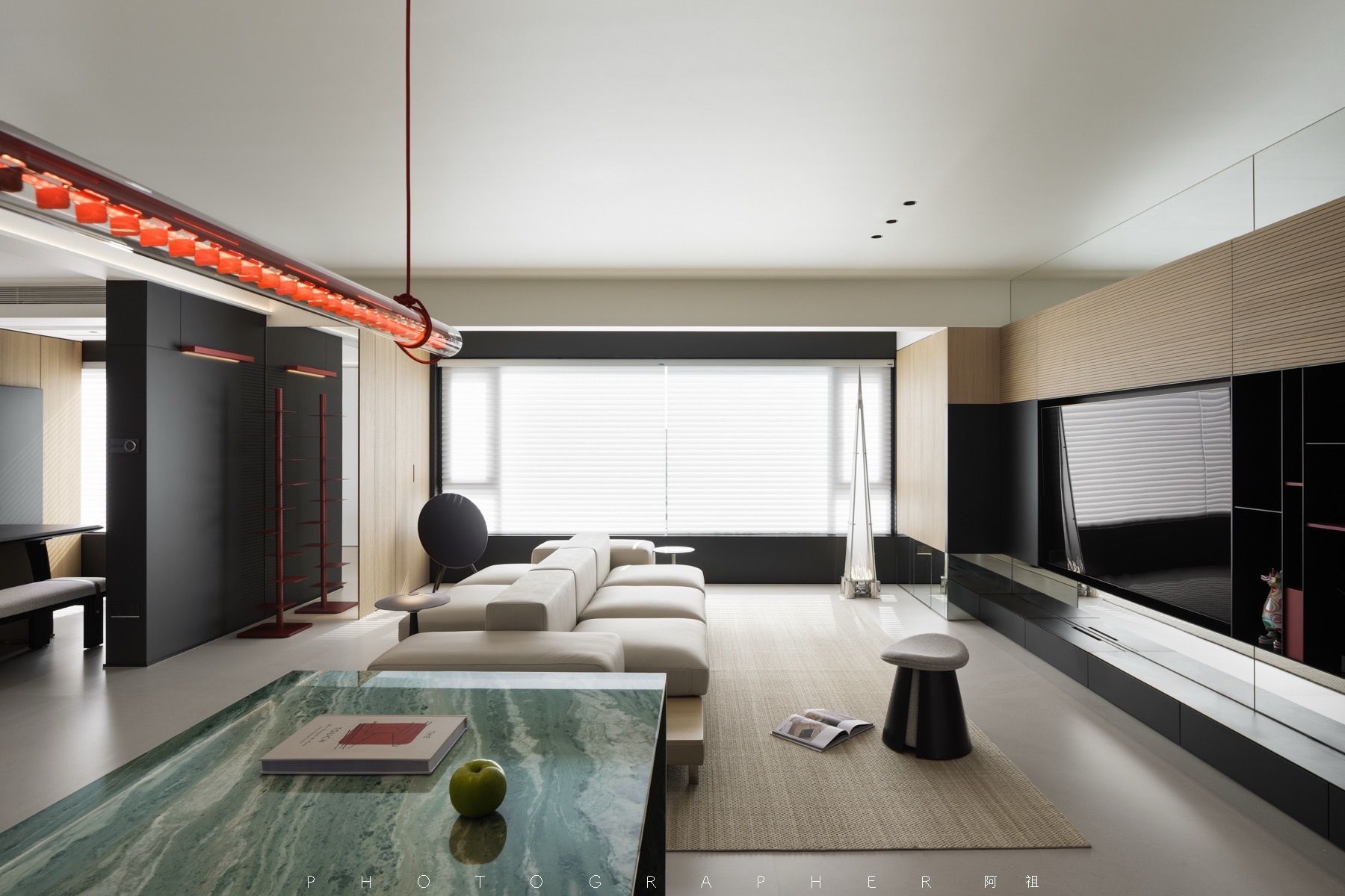 Pure Horizon: 250㎡ Contemporary Minimalist Flat - 4