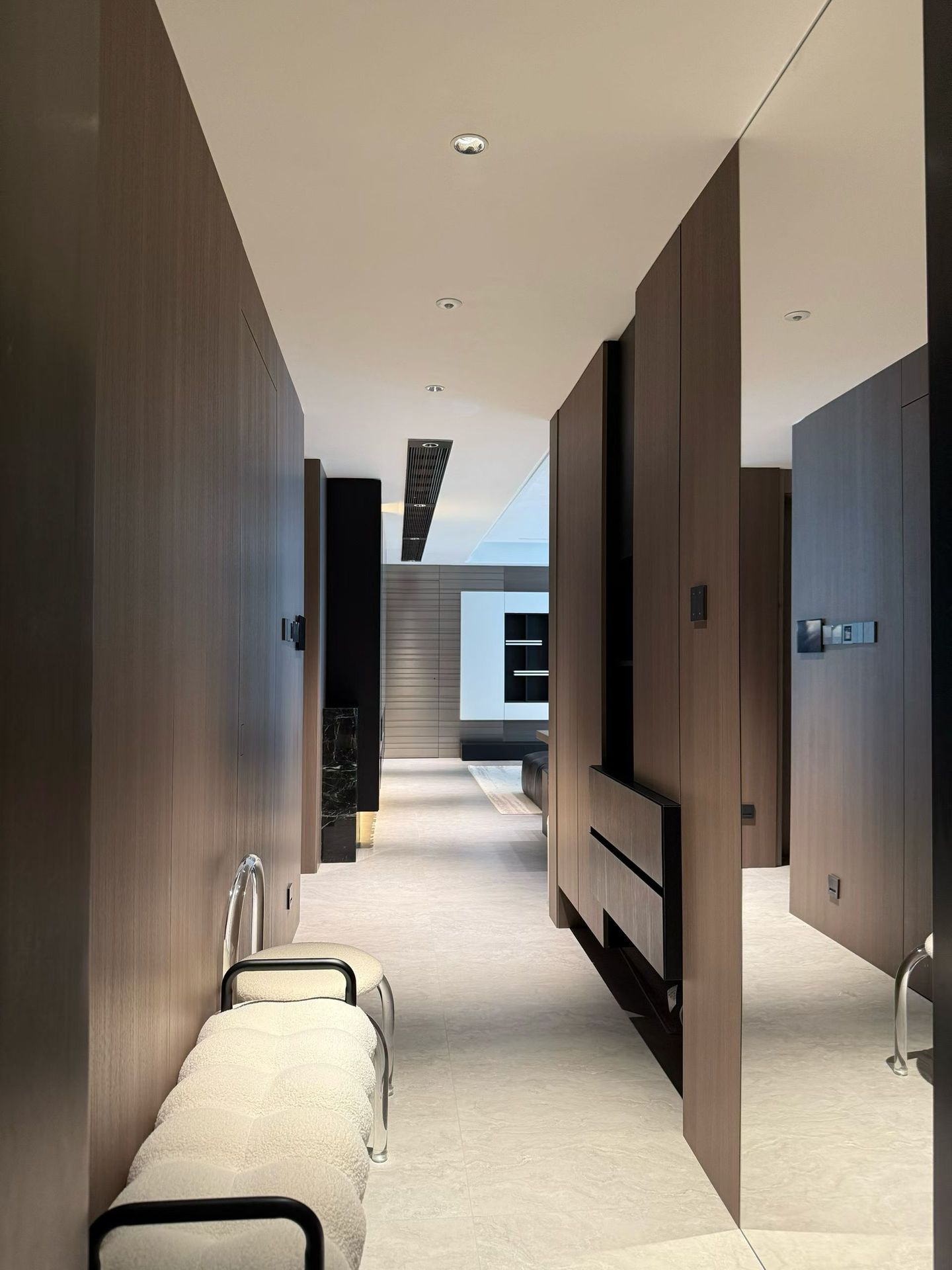 Bangkok Sophistication: 130㎡ Italian Minimalist Urban Retreat - 6