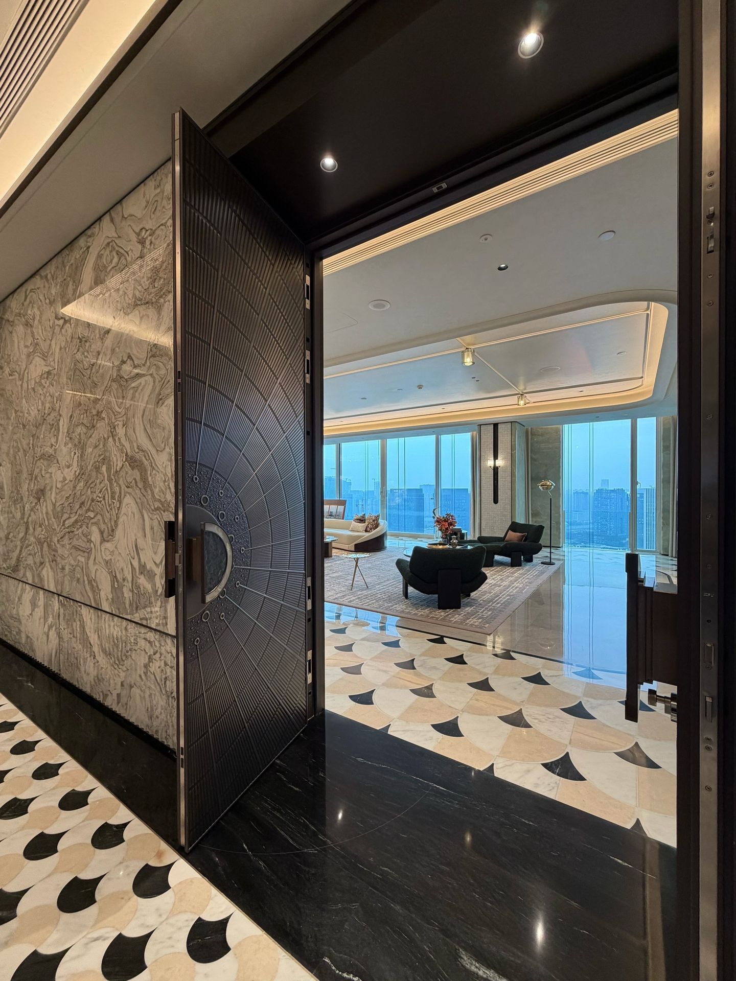 Monolithic Elegance: 810㎡ Refined Light Luxury Estate - 15