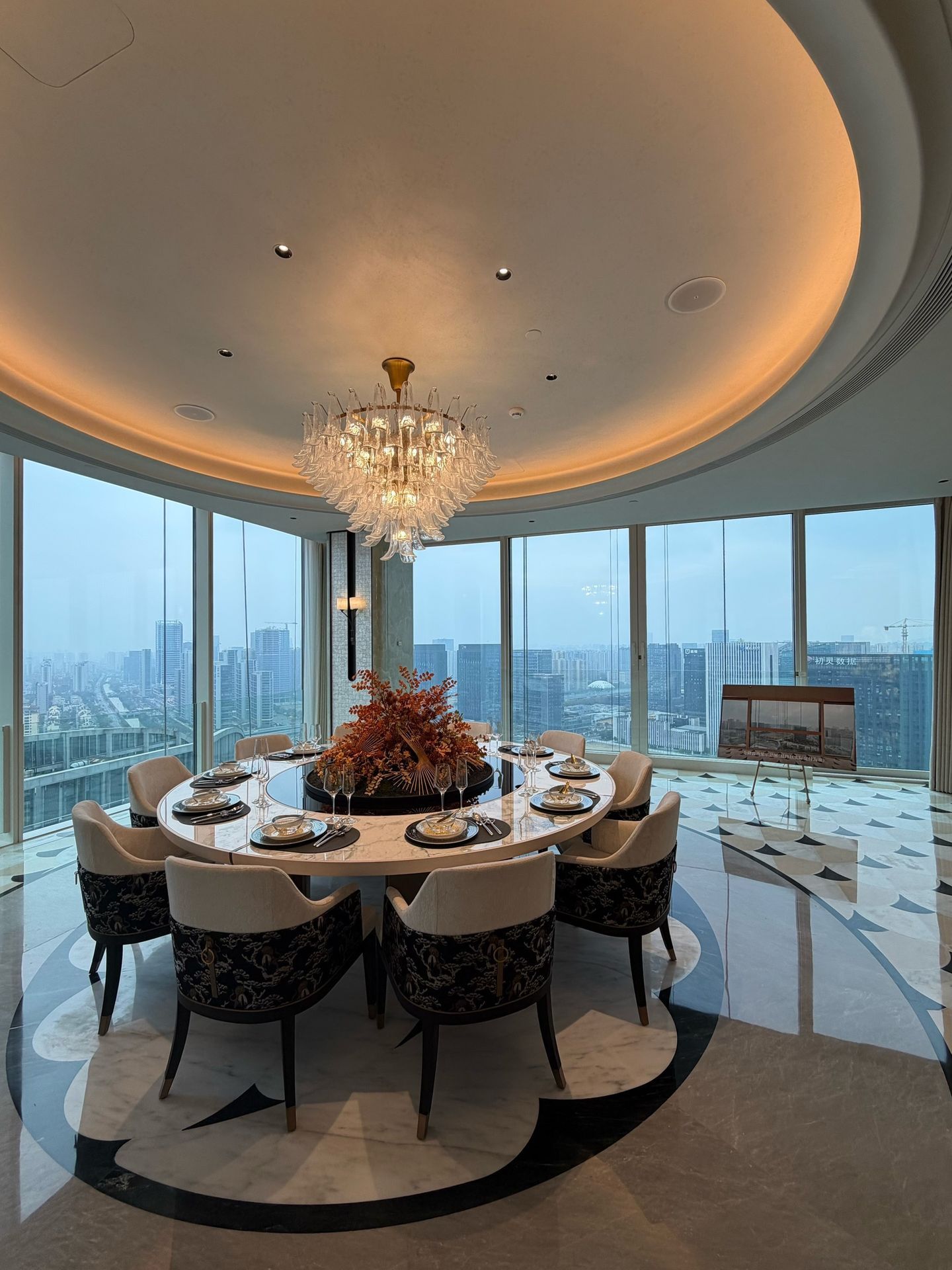 Monolithic Elegance: 810㎡ Refined Light Luxury Estate - 22