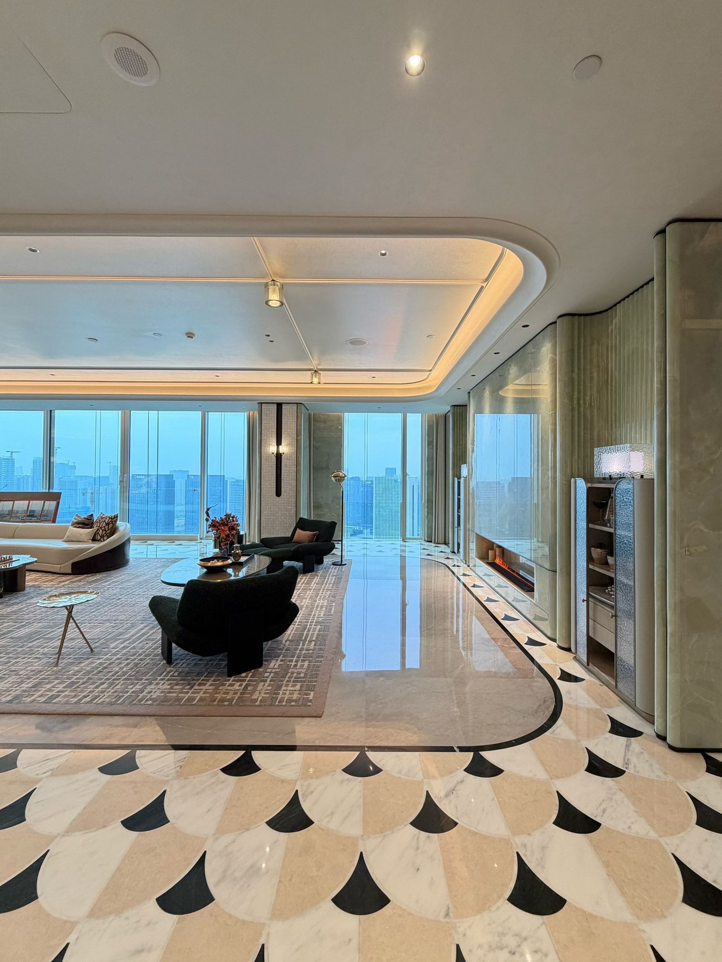 Monolithic Elegance: 810㎡ Refined Light Luxury Estate - 28