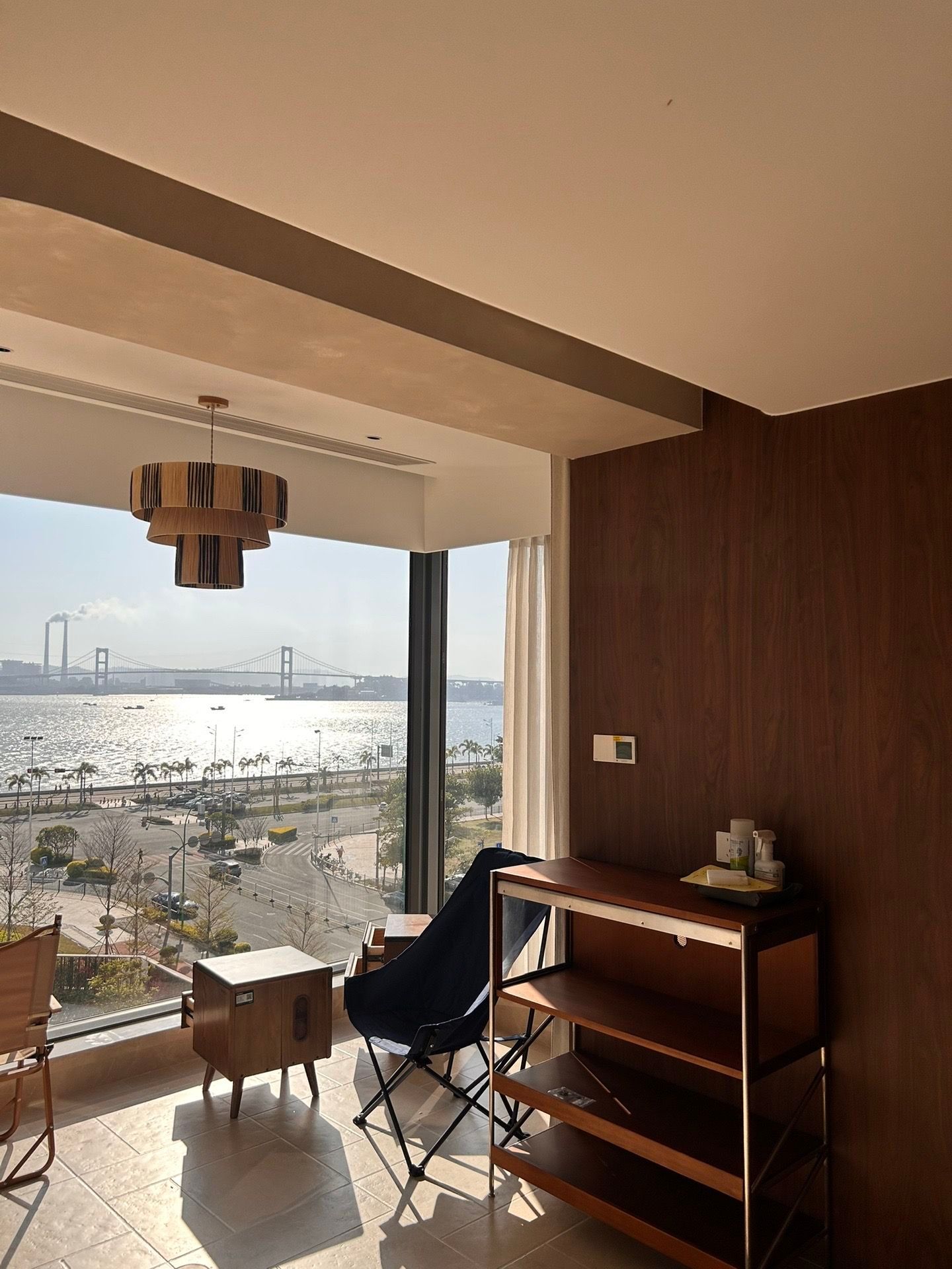 Amber Timeless: 160㎡ Warm Wood & Vintage Modern Residence