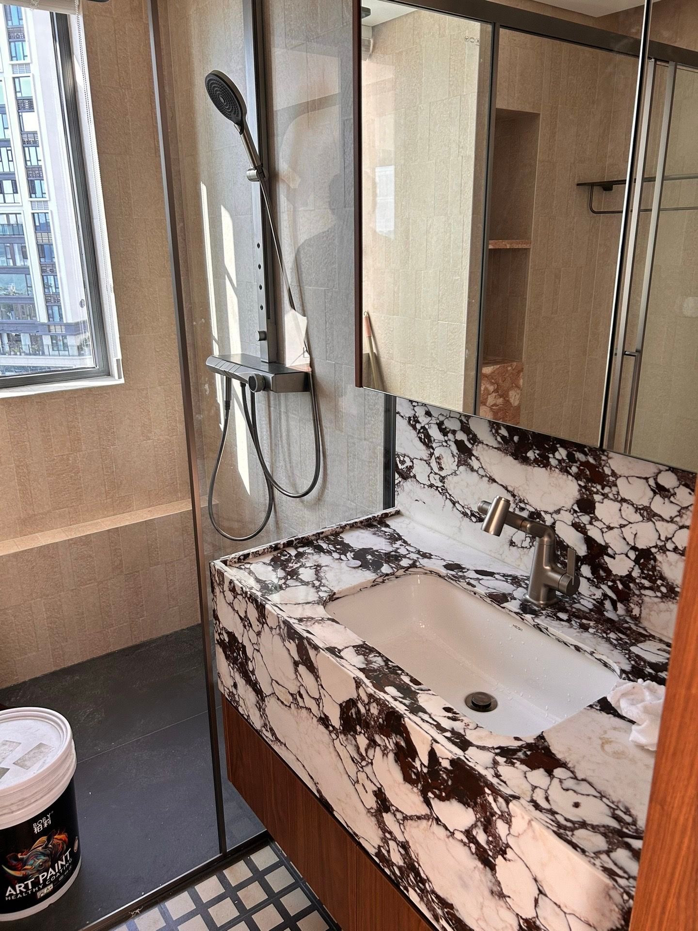Amber Timeless: 160㎡ Warm Wood & Vintage Modern Residence - 12