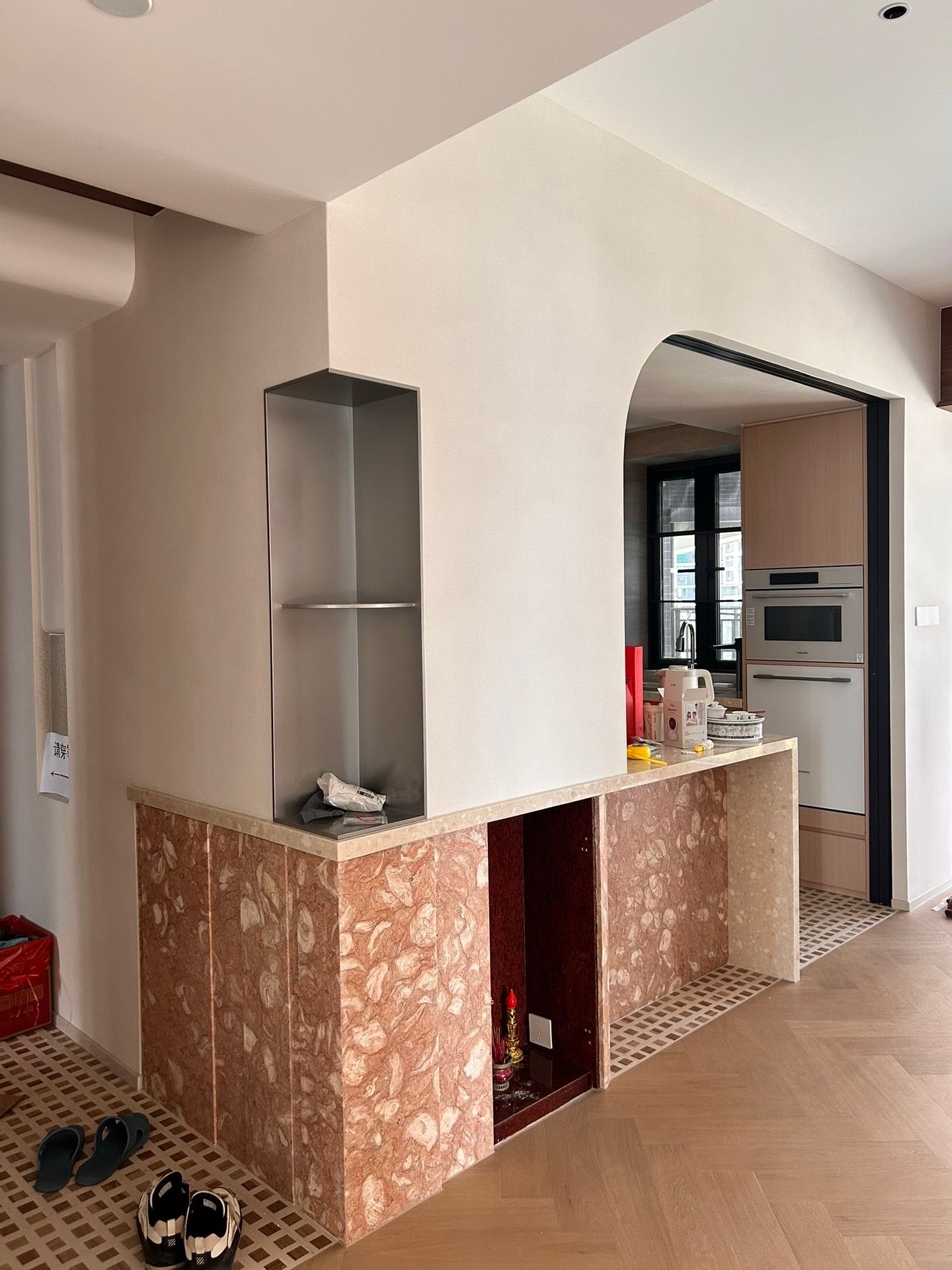 Amber Timeless: 160㎡ Warm Wood & Vintage Modern Residence - 5